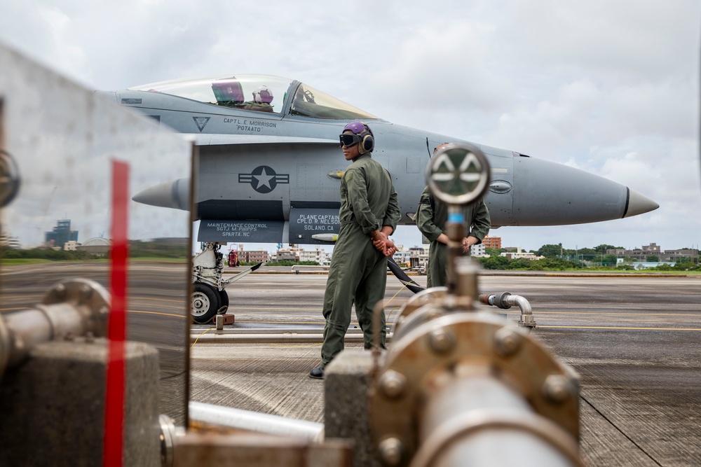 Topping Off; VMFA-115 conducts hot pit refueling at MCAS Futenma