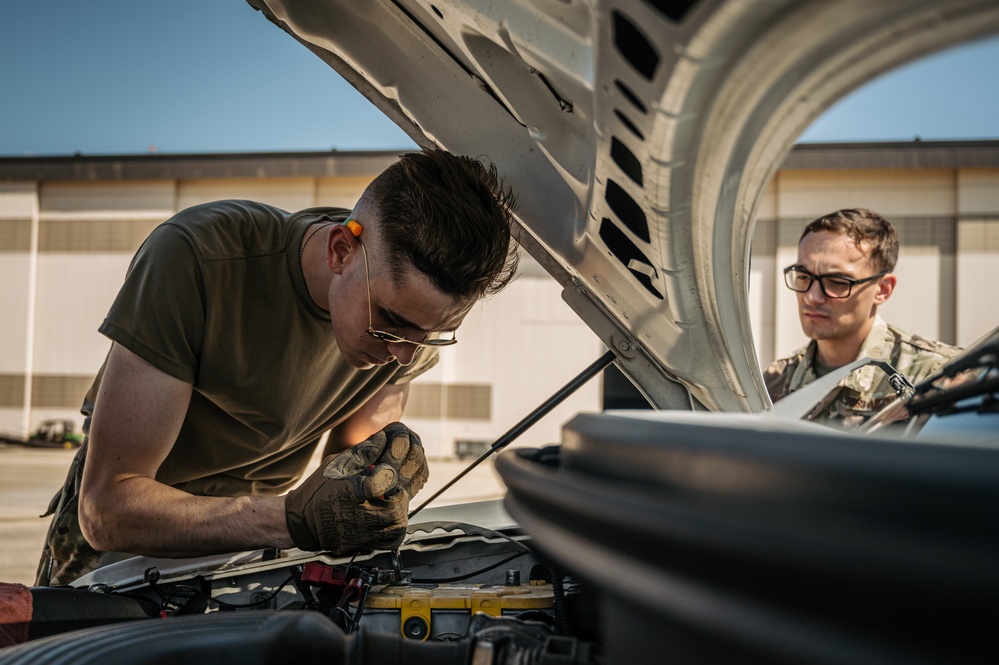 87th LRS Hosts First Ever Cross-Utilization Training course