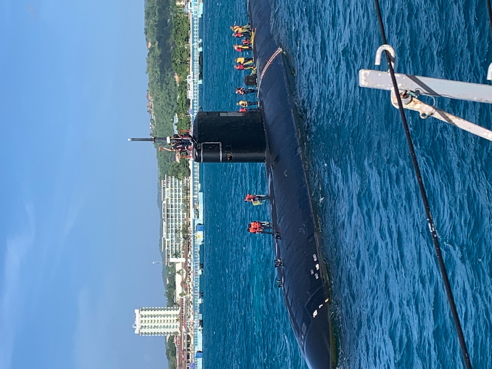 USS Pasadena Arrives in Ocho Rios, Jamaica, for a Port Visit