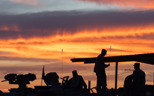 Oregon Tankers Fire Up Orchard Combat Training Center