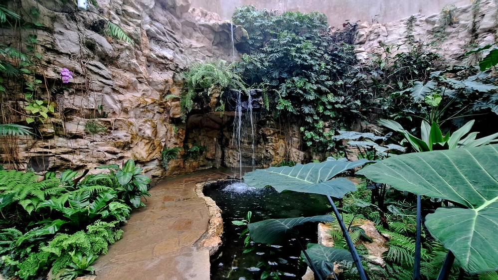 San Antonio Botanical Garden: Garden exhibits bring imaginary worlds to life