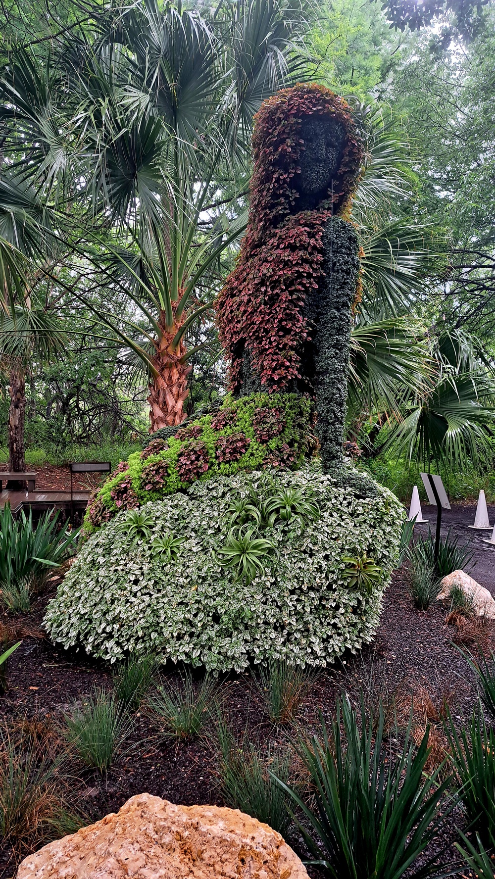 San Antonio Botanical Garden: Garden exhibits bring imaginary worlds to life