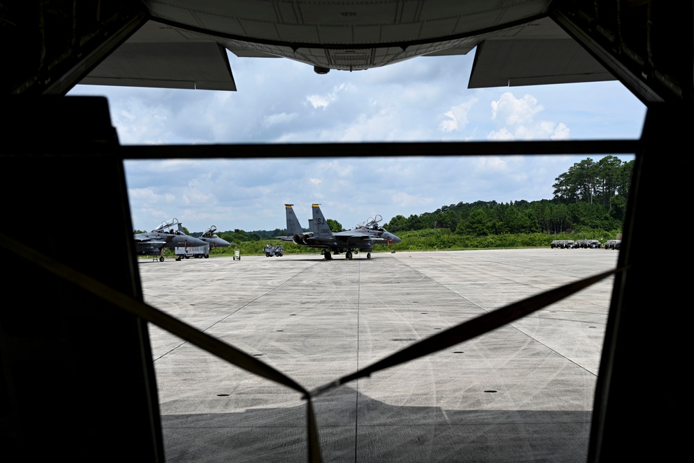 Black Knights deliver Tac Airlift during RT-23