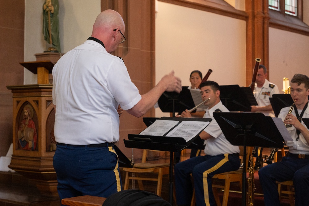 Withycombe Winds performs during the &quot;Summer Night Music Concert&quot;