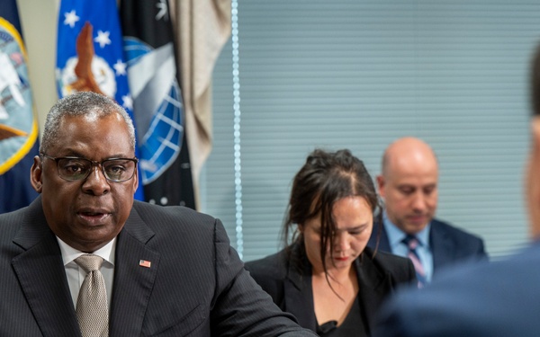 SD Hosts Mongolian PM