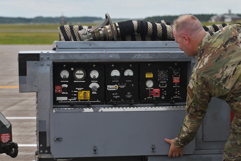AGE personnel ensure we are ready for take off