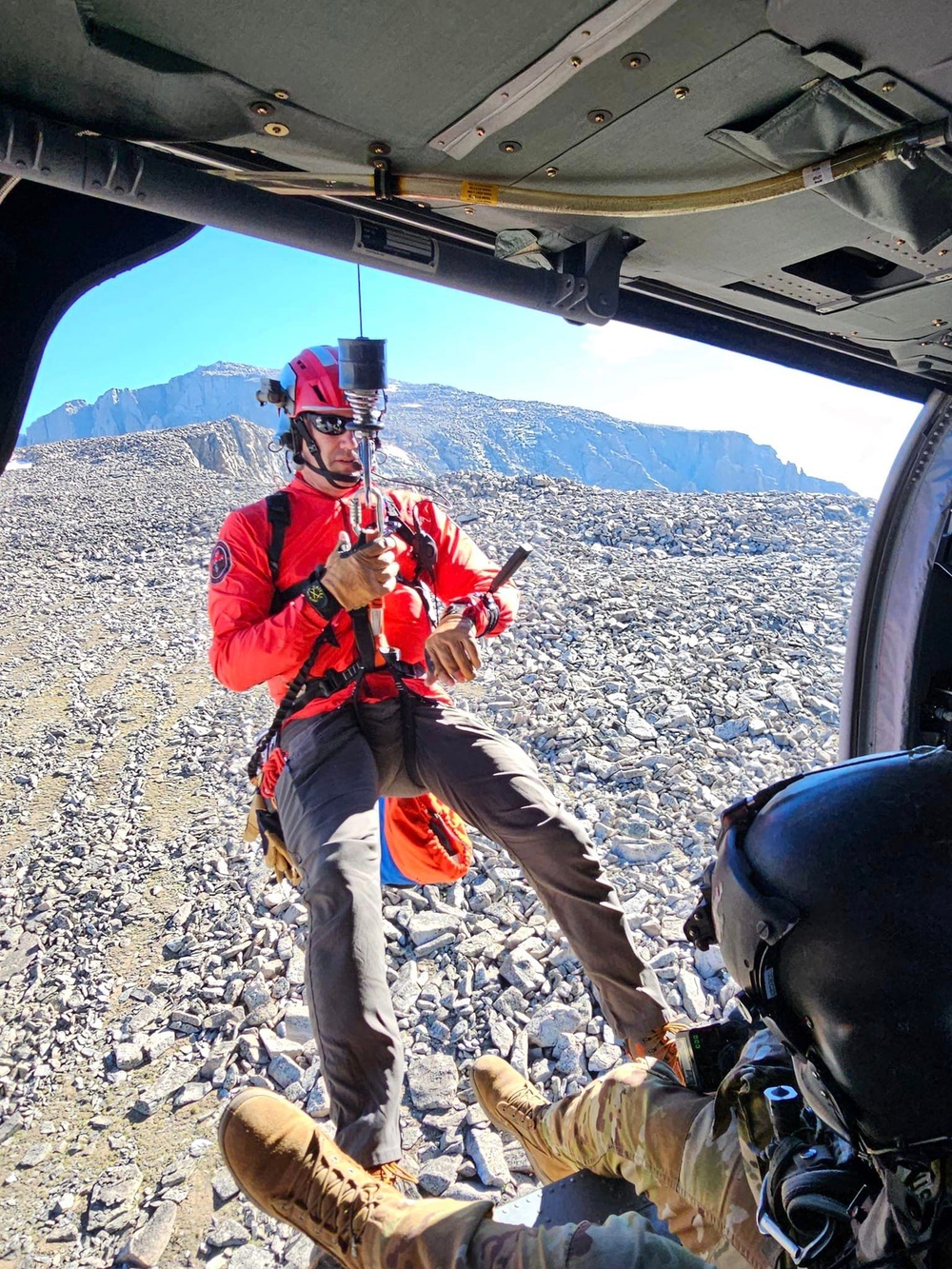 Wyoming National Guard Executes Daring Mountain Rescue with Big Horn County SAR