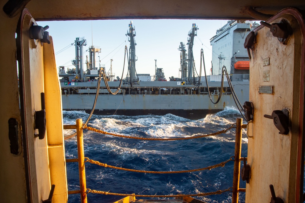 USS Ronald Reagan (CVN 76) conducts fueling-at-sea with USNS Rappahannock (T-AO 204)