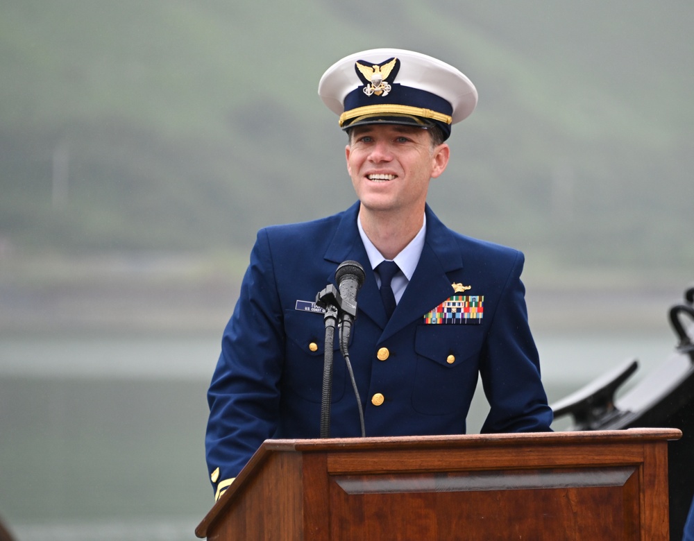 Coast Guard Cutter Cypress holds change of command ceremony