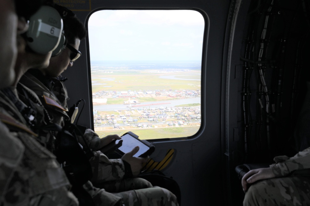 Galveston District flies to Conroe Army Reserve Center with 1-158 AHB Ghostriders