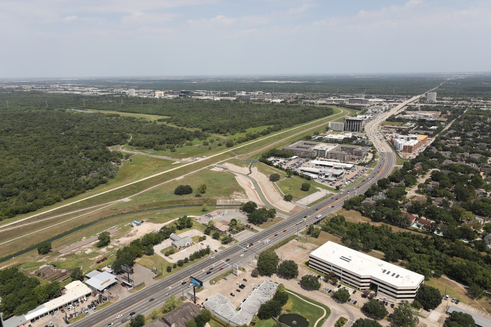 Galveston District flies to Conroe Army Reserve Center with 1-158 AHB Ghostriders