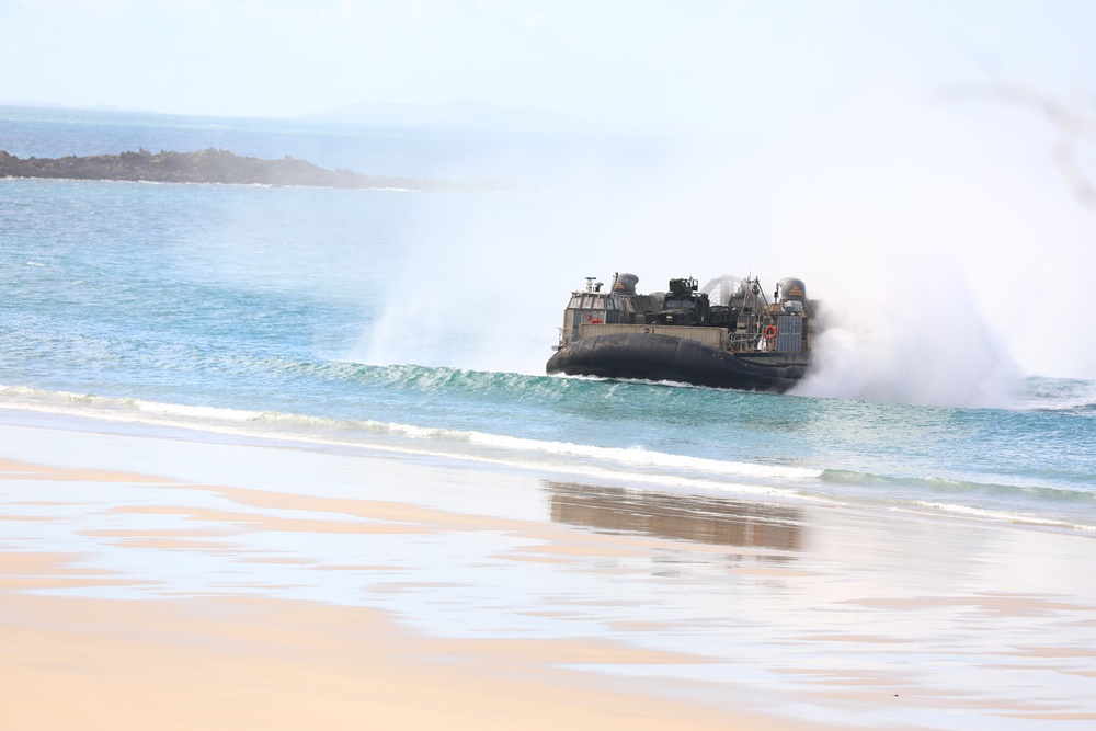 Landing Craft Air Cushion 8 Arrives