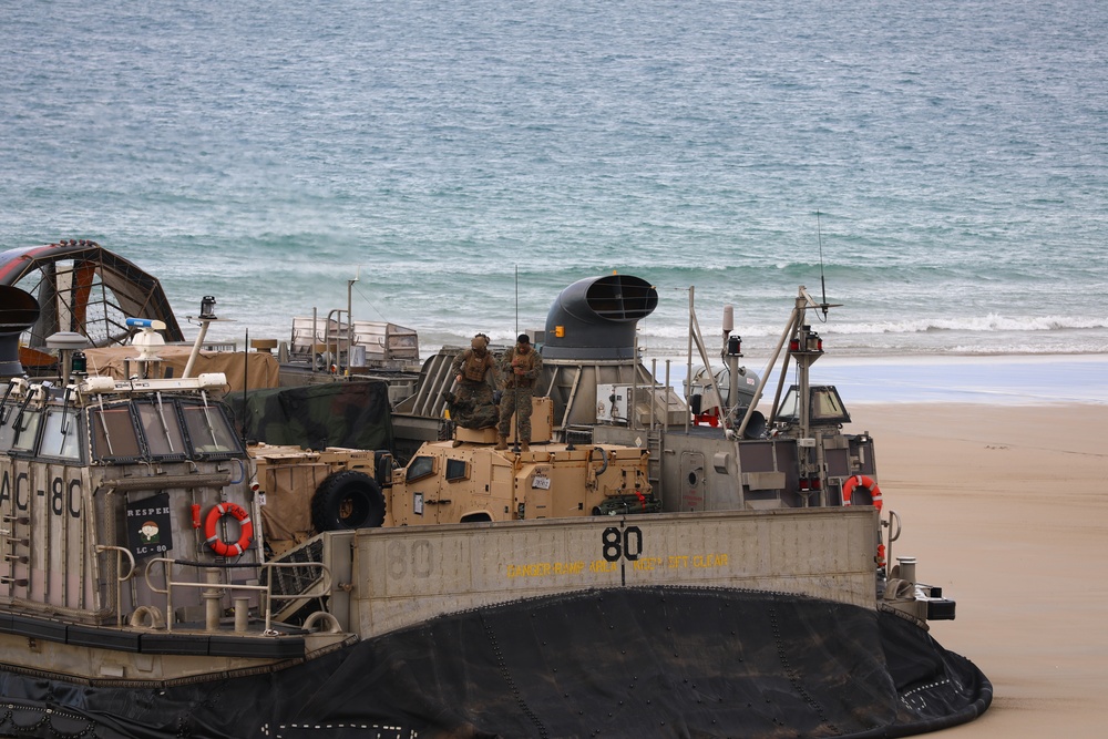 The 31st Marine Expeditionary Unit Preps Vehicles Before Offloading