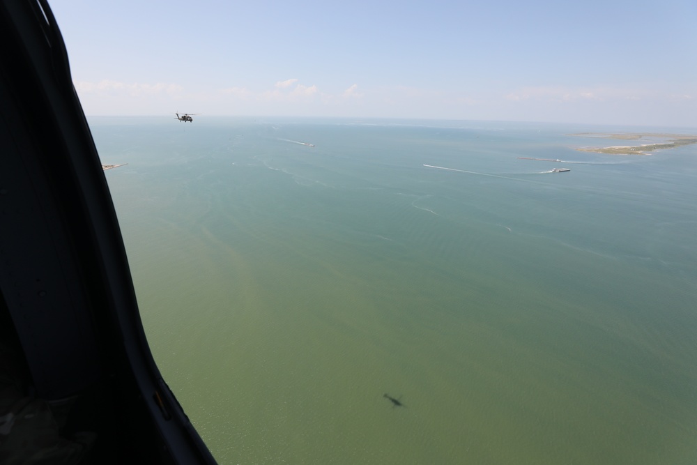 Galveston District flies to Conroe Army Reserve Center with 1-158 AHB Ghostriders