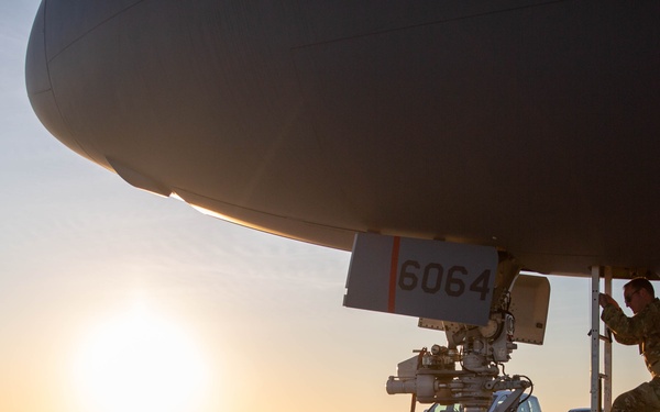 USAF KC-46A Pegasus Refuels RAAF F-35 Lightning