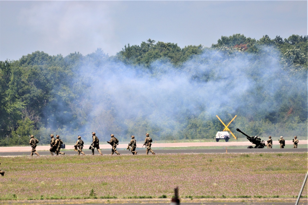 Wisconsin’s Air National Guard, Army National Guard combine in practice show at airport at Fort McCoy