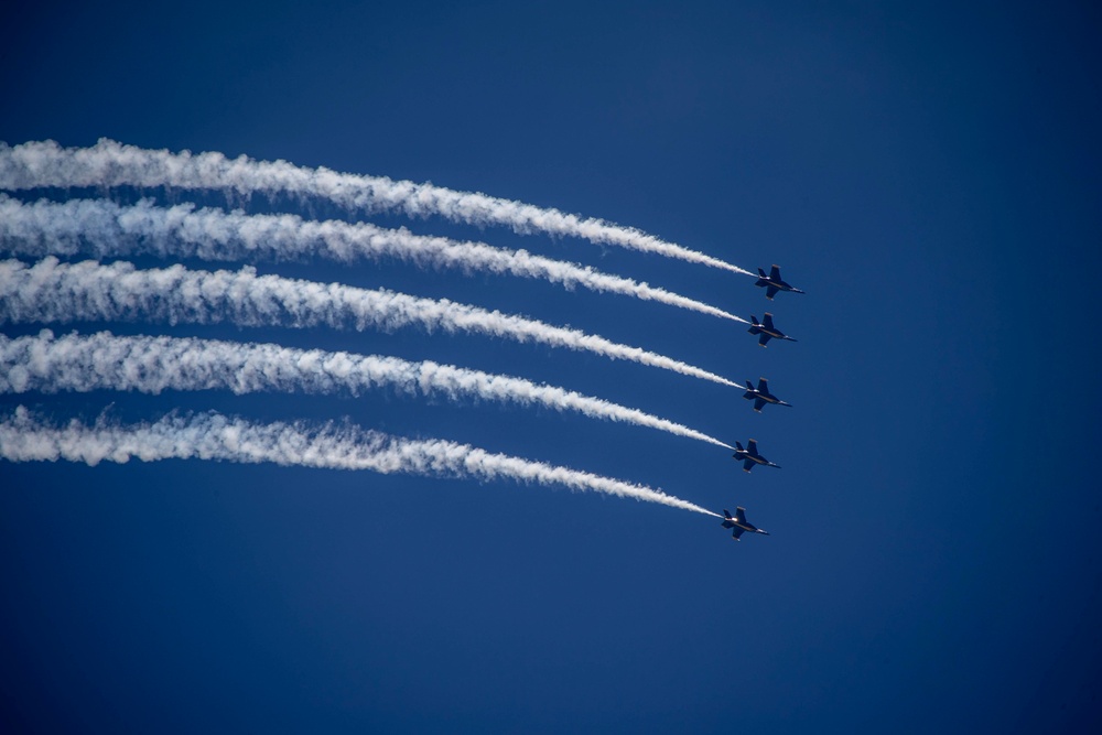 Blue Angels perform during Seattle Fleet Week