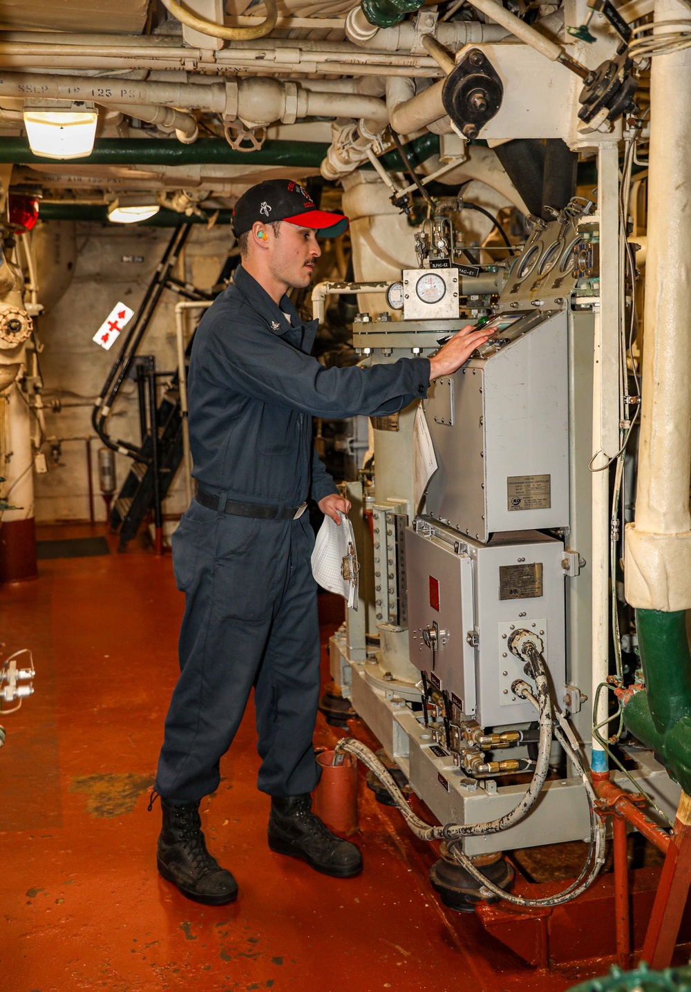 USS Benfold Conducts Routine Engineering Operations