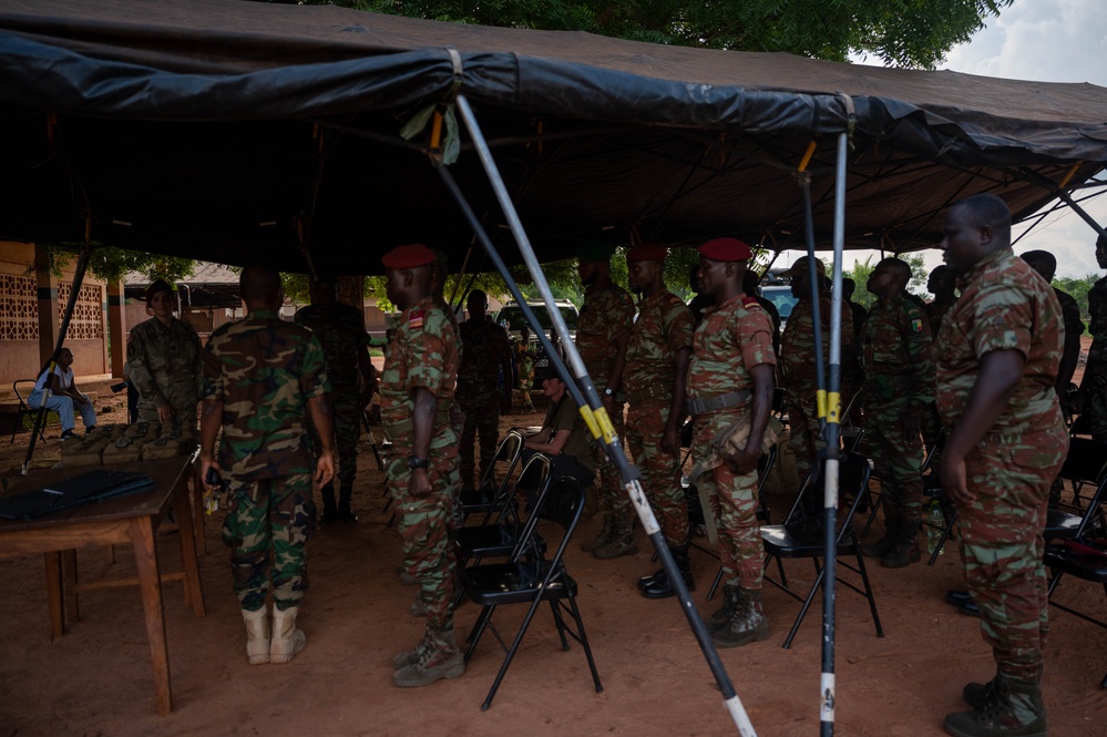 Benin Armed Forces soldiers complete civil affairs engagement