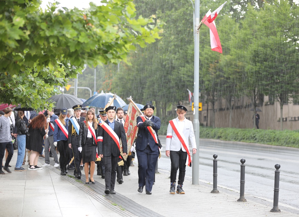 USAG Poland and V Corps leaders join ceremony 1944 Warsaw Uprising commemoration