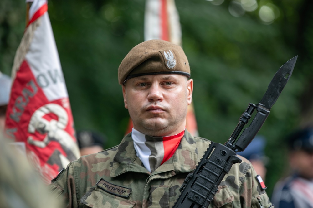 USAG Poland and V Corps leaders join ceremony 1944 Warsaw Uprising commemoration