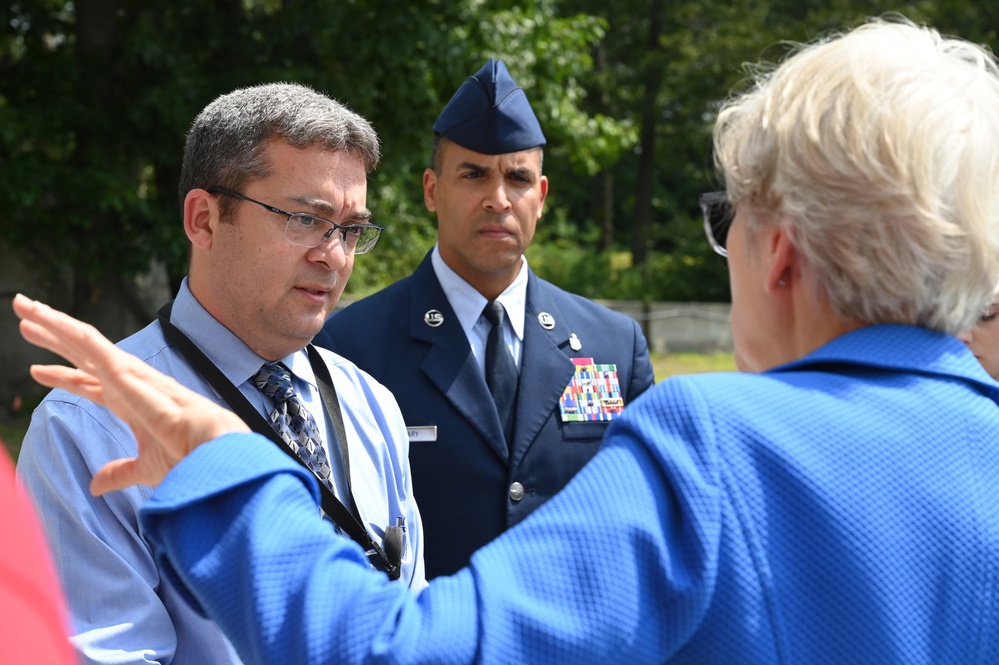 Senator Warren visits Hanscom AFB