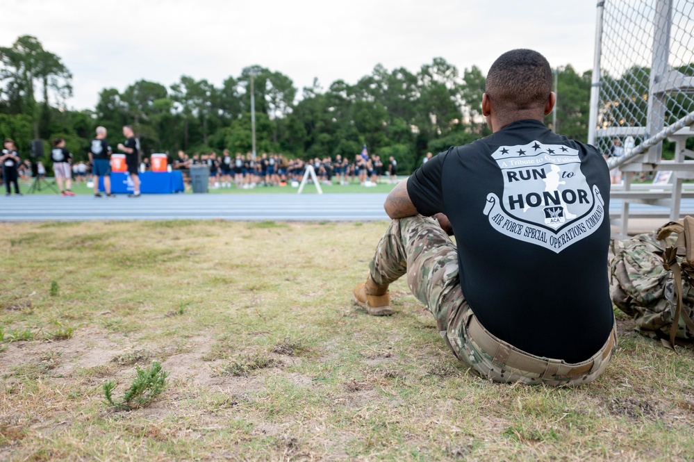 Members of AFSOC Community Participate in 5K to Remember the Fallen