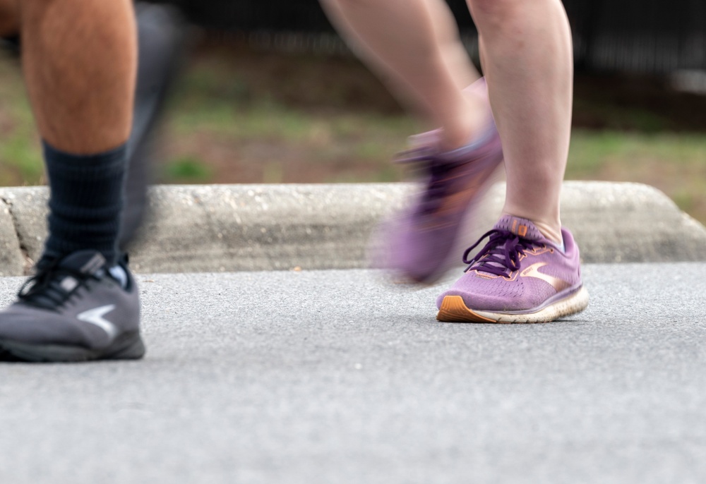 Members of AFSOC Community Participate in 5K to Remember the Fallen