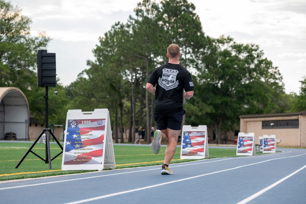 Members of AFSOC Community Participate in 5K to Remember the Fallen