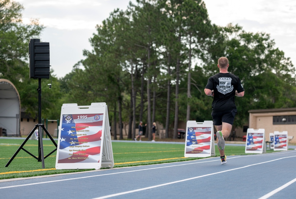 Members of AFSOC Community Participate in 5K to Remember the Fallen