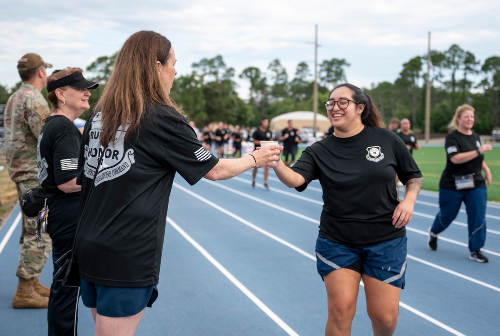 Members of AFSOC Community Participate in 5K to Remember the Fallen