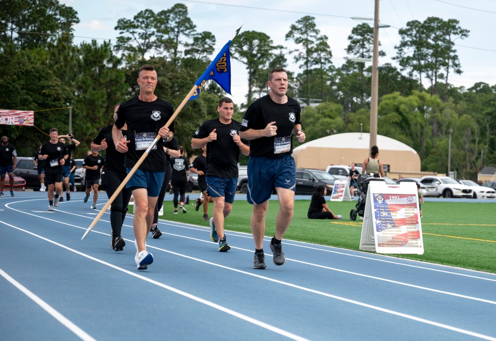 Members of AFSOC Community Participate in 5K to Remember the Fallen