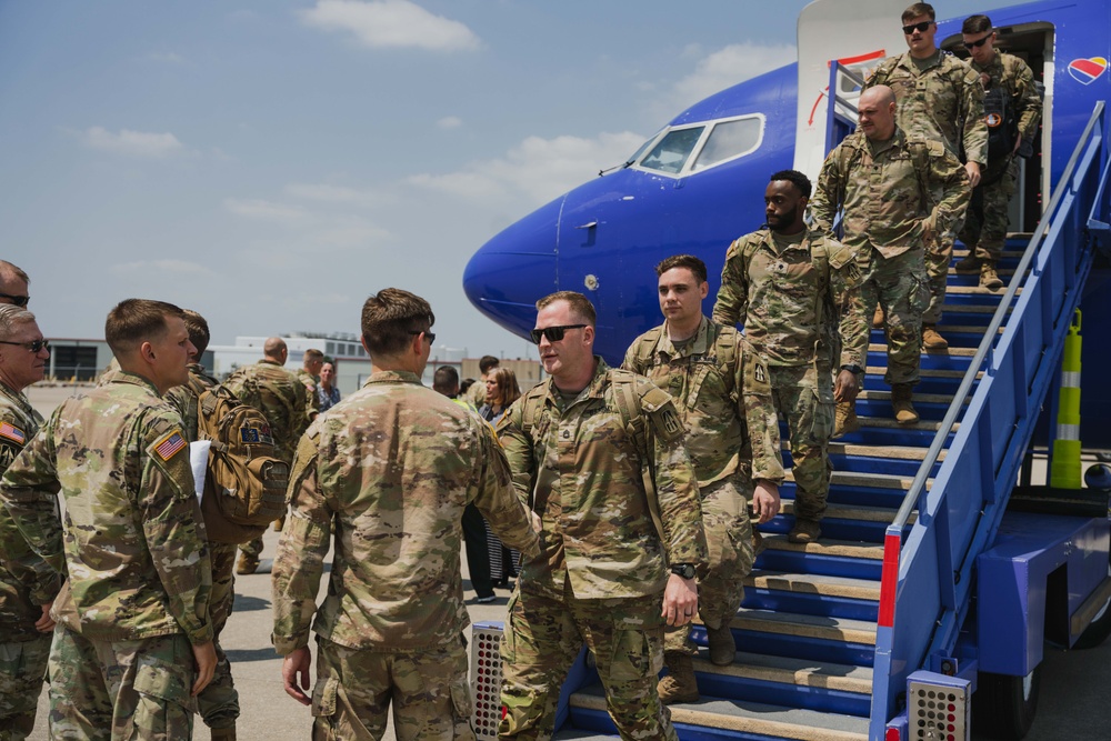 Indiana National Guard soldiers welcomed home after Iraq deployment