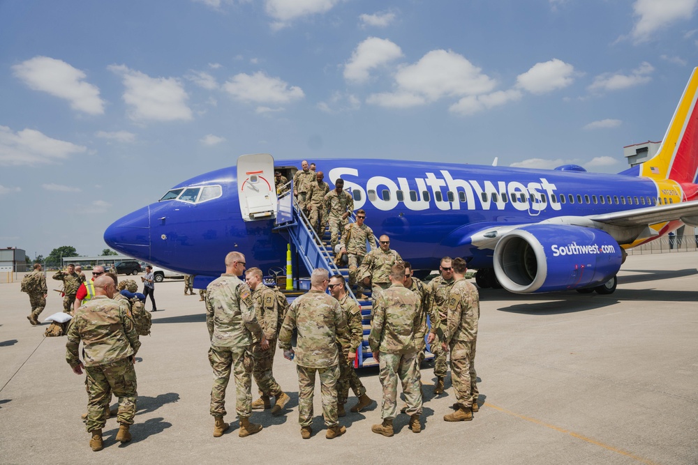 Indiana National Guard soldiers welcomed home after Iraq deployment