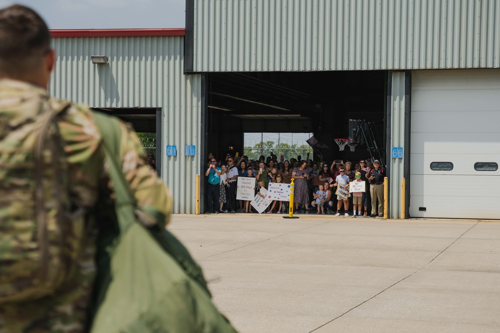 Indiana National Guard soldiers welcomed home after Iraq deployment