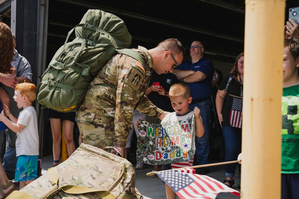 Indiana National Guard soldiers welcomed home after Iraq deployment