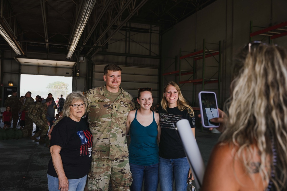 Indiana National Guard soldiers welcomed home after Iraq deployment