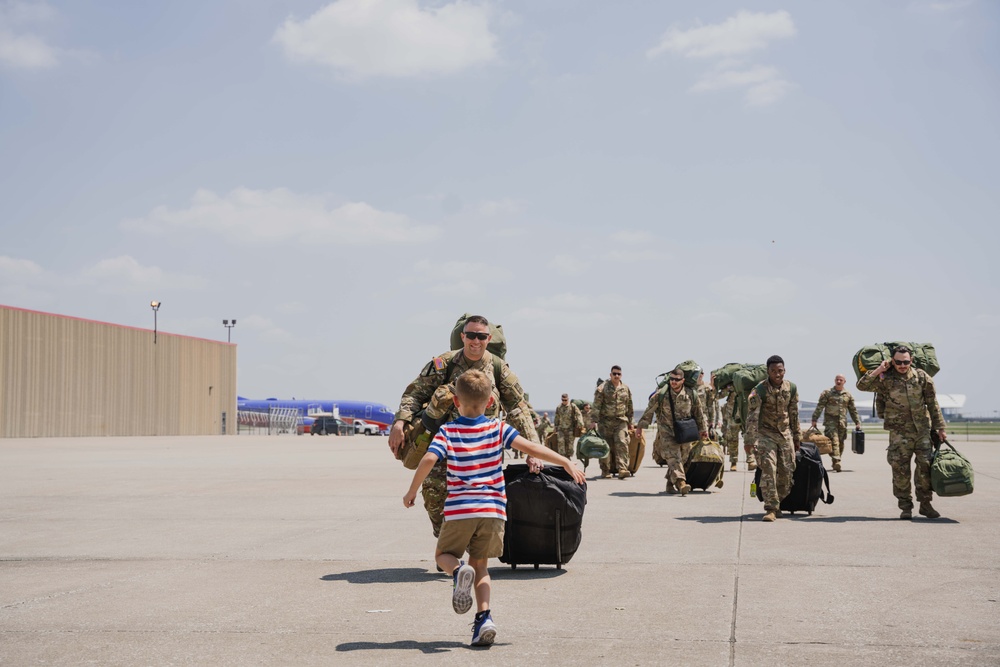 Indiana National Guard soldiers welcomed home after Iraq deployment