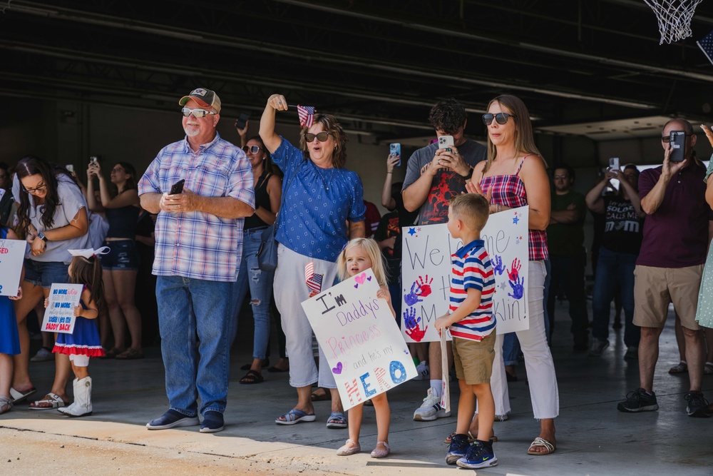 Indiana National Guard soldiers welcomed home after Iraq deployment