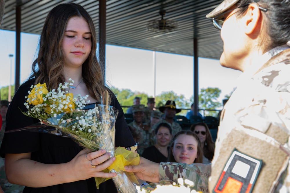 First Army Division West Conducts Change of Command Ceremony