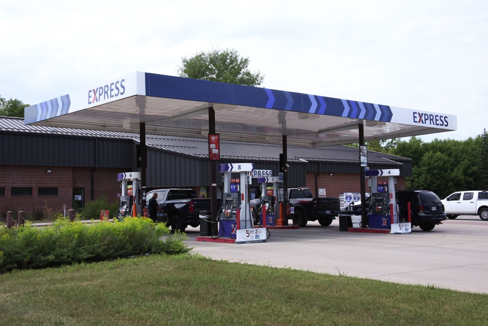 Grand Forks AFB AAFES Express gets premium fuel