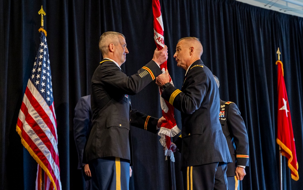 New commander assumes mission responsibility of Pittsburgh District