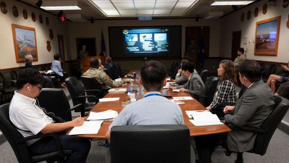 56th FW shares experience with Japanese civic leaders