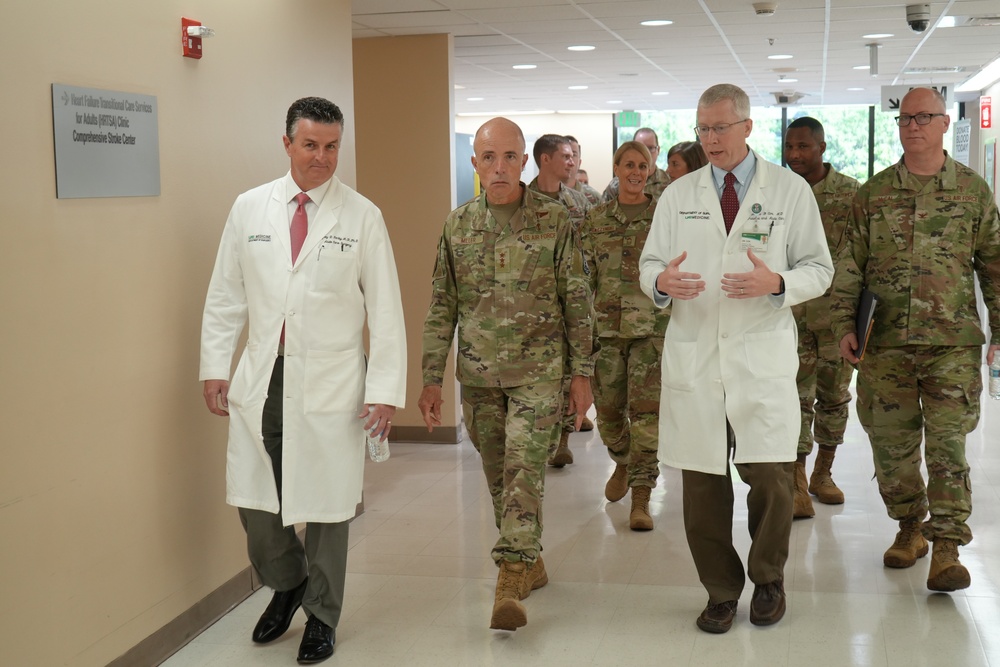 AF Surgeon General visits SOCMID, UAB Hospital