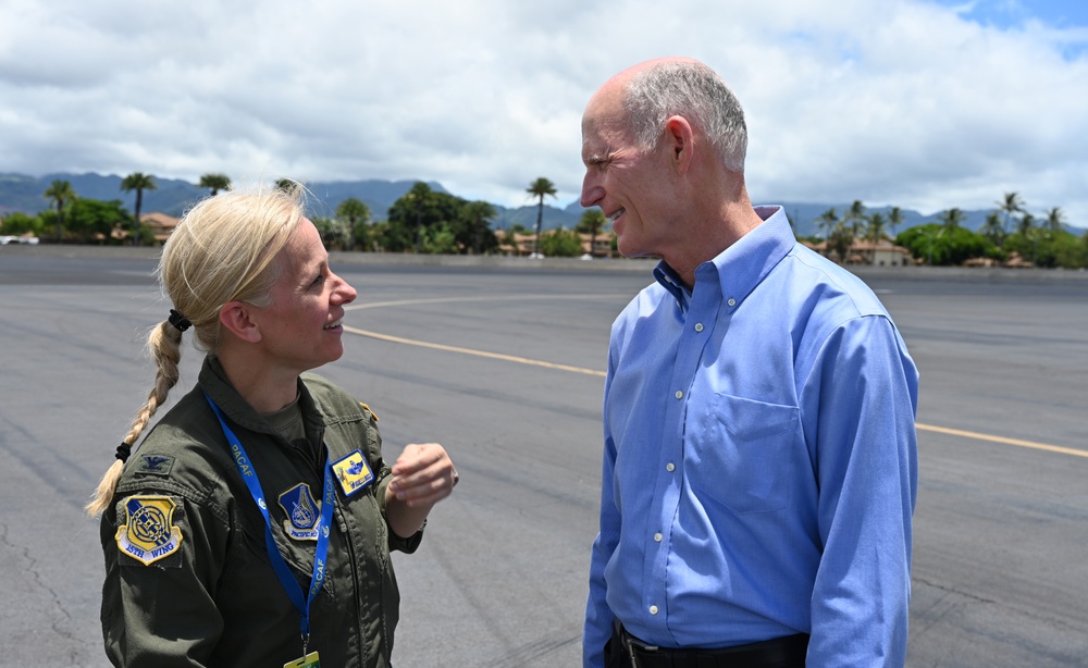 Florida senator visits Joint Base Pearl Harbor-Hickam