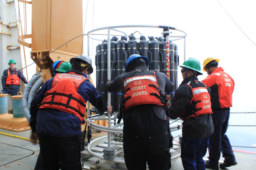 Coast Guard Cutter Healy conducts science mission in Beaufort Sea