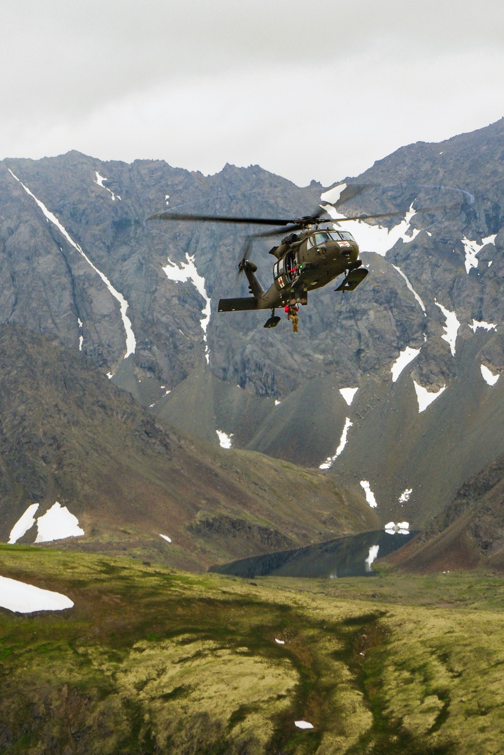 Alaska Army National Guard HH-60M Black Hawk rescue hoist training