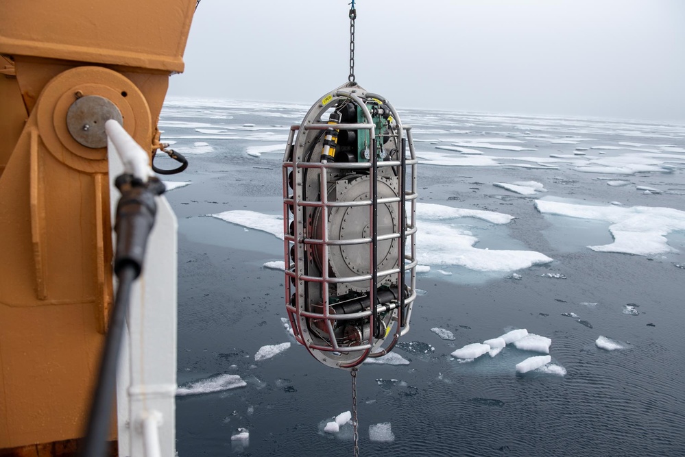 Coast Guard Cutter Healy conducts science missions in Beaufort Sea