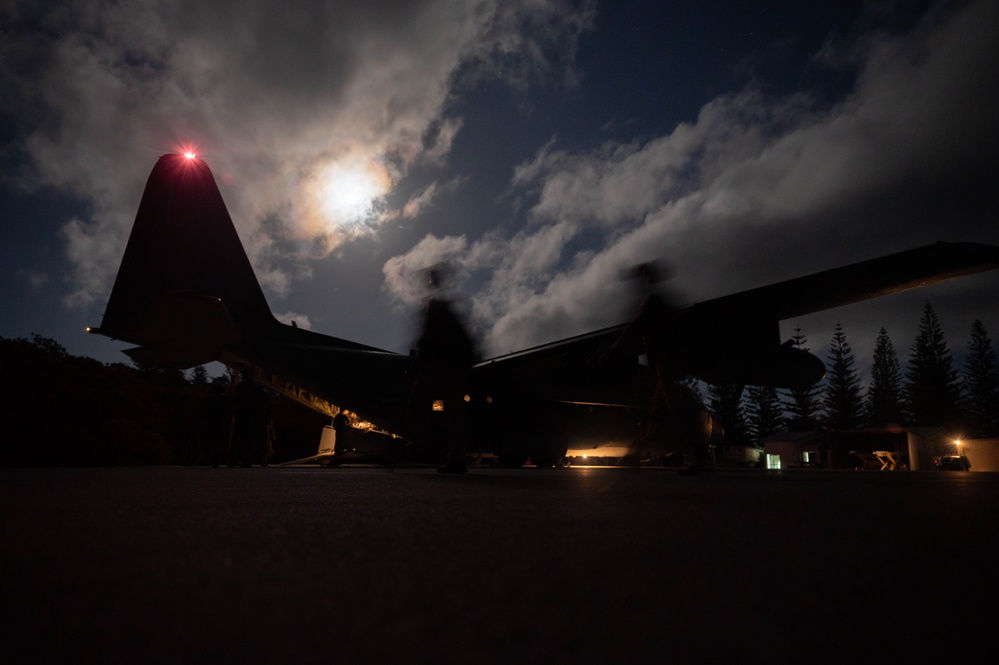 Talisman Sabre 23 | Australian Army, 353rd SOW night infiltration training