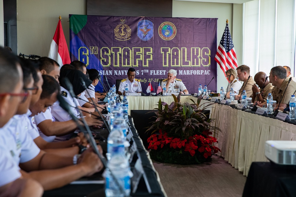 Commander, U.S. 7th Fleet Attends Staff Talks with Chief of Staff the Republic of Indonesia Fleet Command